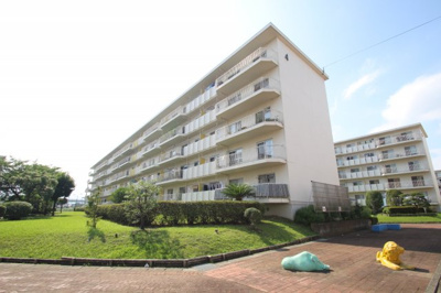 【その他共用部分】 | 海老名プラーザ4号棟　5階　3ＬＤＫリフォーム済みマンション | 敷地内に公園ございます