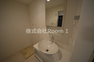 【洗面所】 | グランルージュ谷町六丁目 | 広い洗面スペース