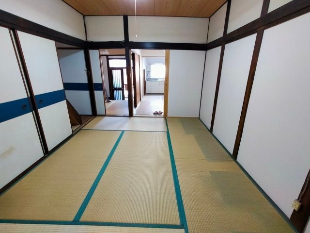【居間・リビング】 | 高井田元町2丁目貸家