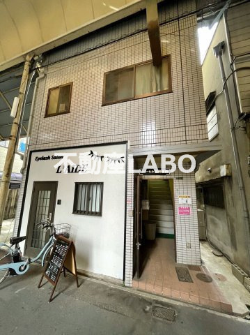 リバーヒル三軒家西の外観