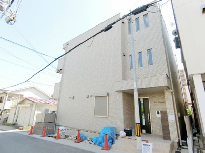 【外観】 | CasaKamisawa | 落ち着いた雰囲気の外観です