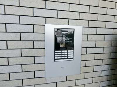 【セキュリティ】 | CasaKamisawa | オートロック付きで安心