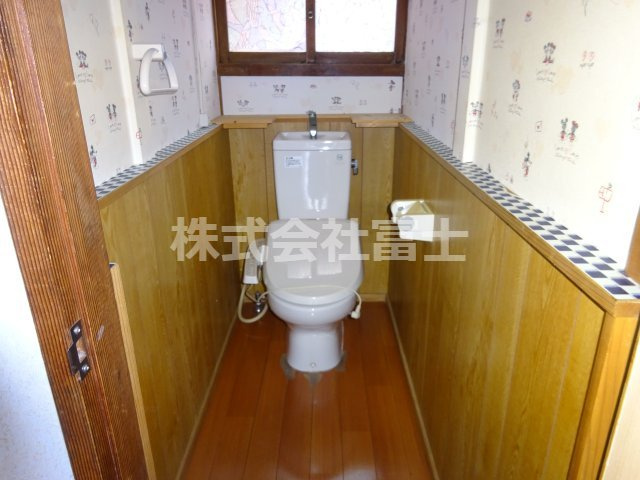 青山借家のトイレ