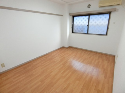 【洋室】 | 三和ハイム