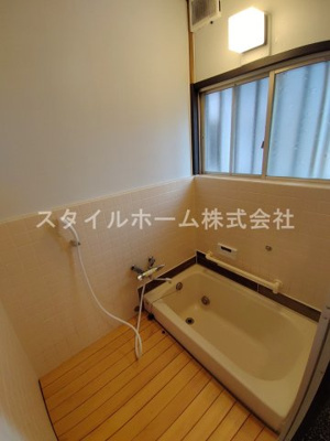 【浴室】 | 草間町貸家 | コンパクトで使いやすいお風呂です