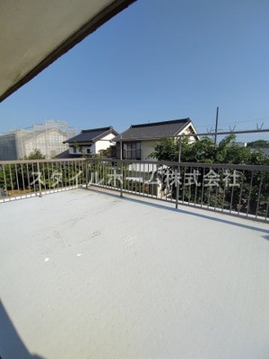 【展望】 | 草間町貸家 | 広々バルコニー