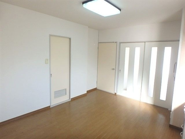 【居間・リビング】 | パルコ駅南