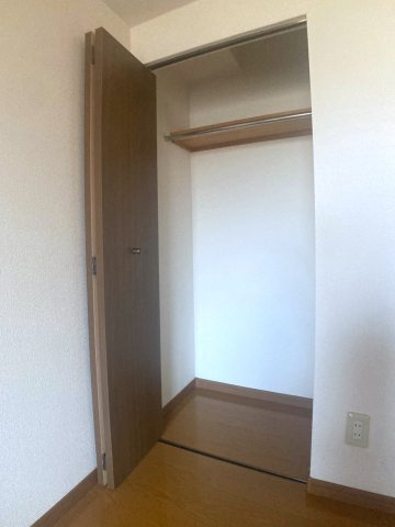 ジュウェル西下台の収納