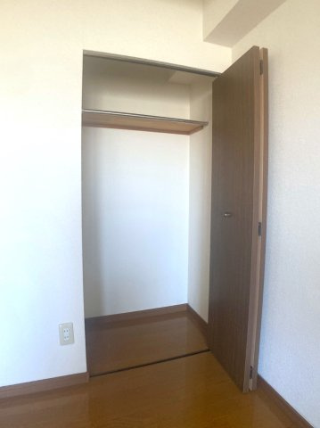 ジュウェル西下台の収納