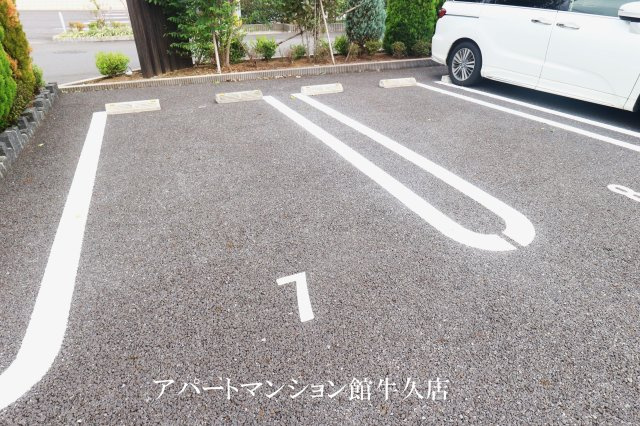 カーサベルデCの洋室