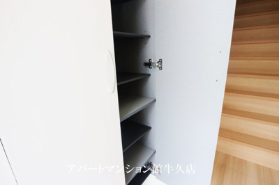 【玄関】 | カーサベルデC