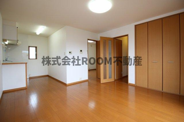 With　都北の居間・リビング|ゆったりとした居間です