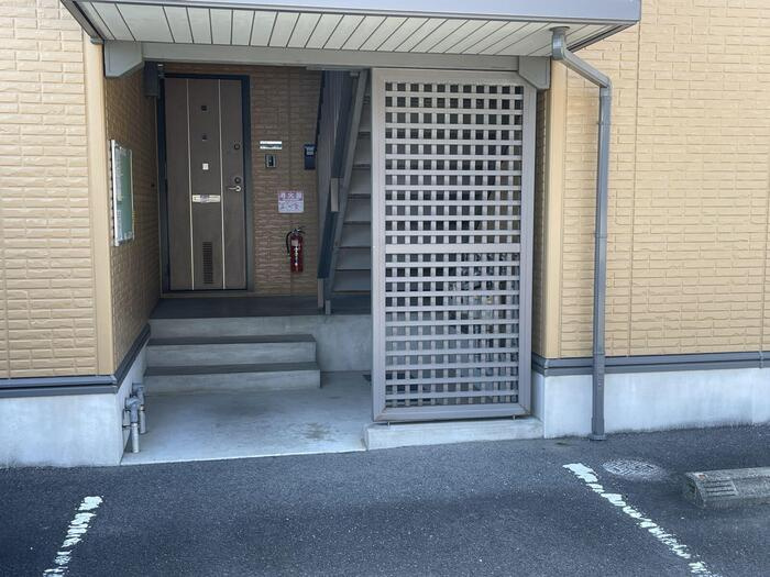 グラン・コンフォール B棟のエントランス