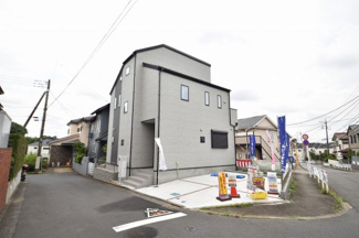 【外観】 | 白を基調とした清潔感のある新築物件！