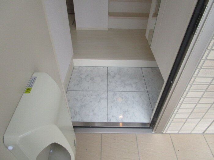 グランシャリオ・ヴィラ B棟の玄関