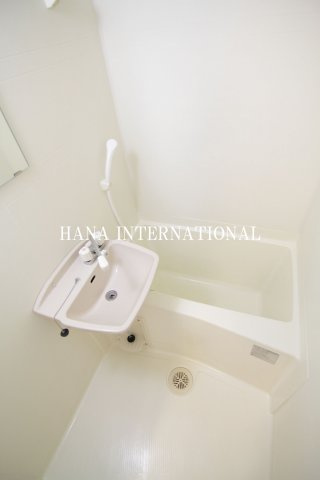 レオパレスブランポルトの浴室