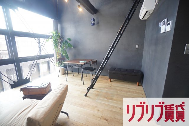 G-HANGAR1821の居間・リビング