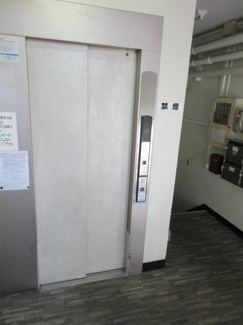 【その他共用部分】 | マンションにはエレベーター有り