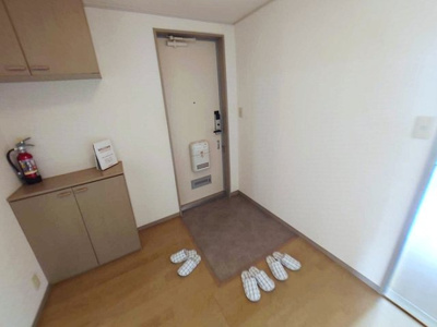 【玄関】 | トゥインクルやすらぎ