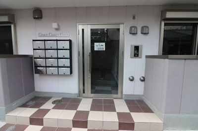 【エントランス】 | グレースコート蒲生