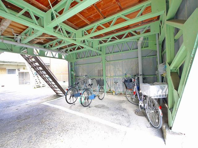 清楽荘のその他共用部分|自転車置き場