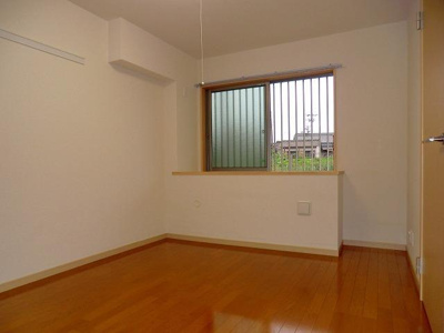 【洋室】 | ルーチェ‘S前巴 | 広々とした洋室です