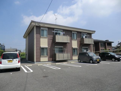 【駐車場】 | ルーチェ‘S前巴 | 車をお持ちの方に嬉しい駐車場付きの物件です