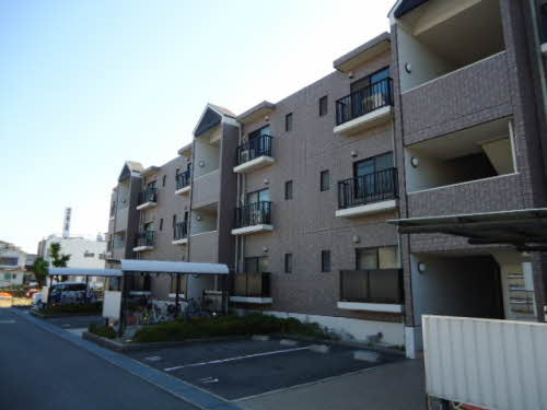 岸和田市中井町１丁目のハイツ