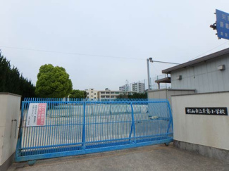 【周辺】 | 素鵞小学校 180m