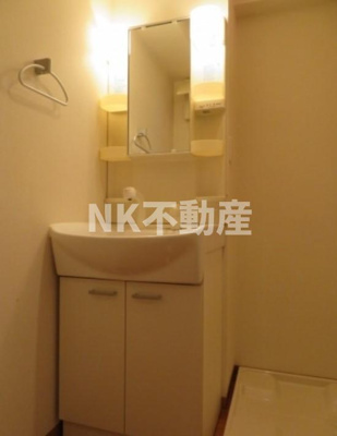 【洗面所】 | メルベーユ高井田（高井田賃貸） | 使いやすい洗面所です