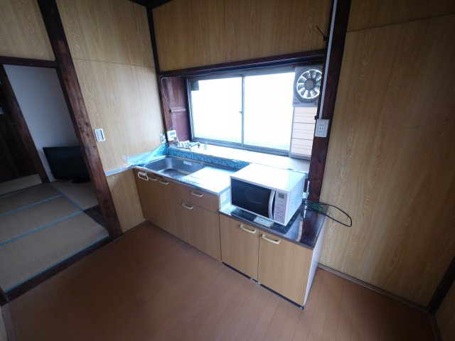 HASAMA HOUSEのキッチン|お料理しやすいキッチンです