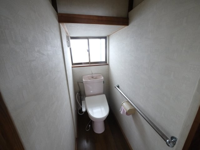 HASAMA HOUSEのトイレ|清潔感のあるトイレです