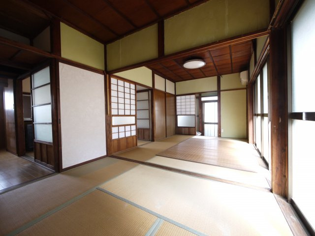 HASAMA HOUSEの居間・リビング|ゆったり過ごせる居間です