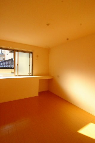 クレシアの洋室