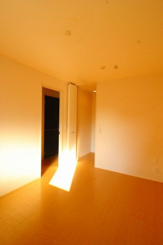 クレシアの洋室