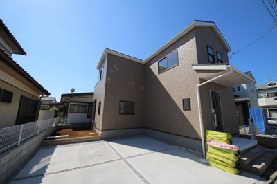 【外観】 | 鴻巣市天神～新築分譲住宅～《最終1棟》 | 建物完成済みです。毎週土日（10：00～17：00）現地見学会開催中！