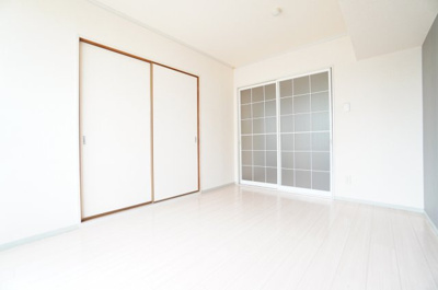 【洋室】 | ヴィラモデルナB