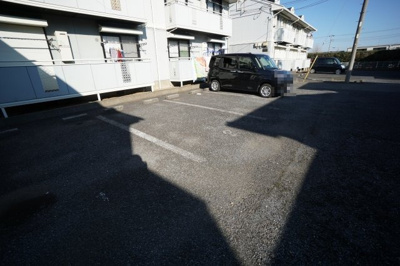 【駐車場】 | ヴィラモデルナB