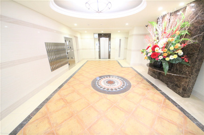 【エントランス】 | ラグゼ弁天町