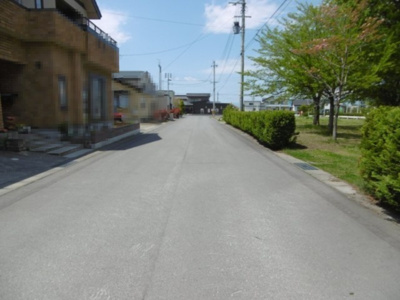 【前面道路含む現地写真】 | 平川市猿賀南野土地D