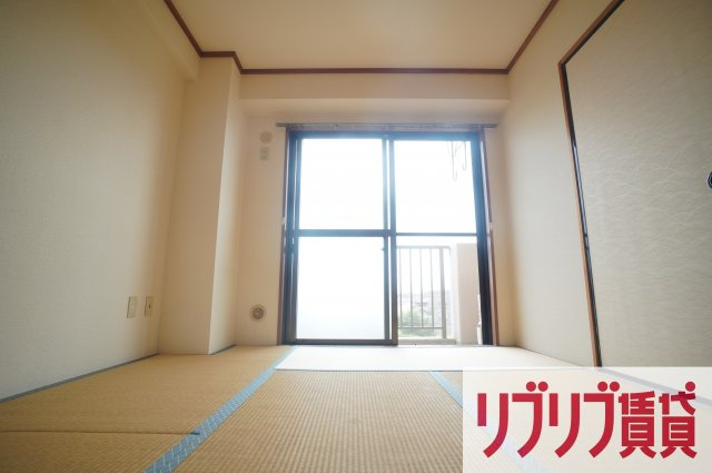ラフィネ西都賀の寝室