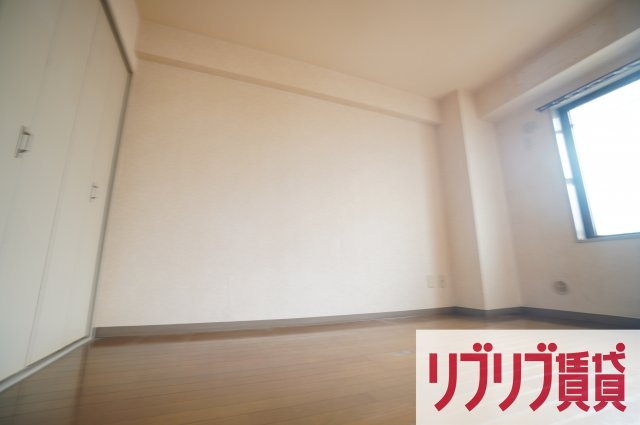 ラフィネ西都賀の寝室