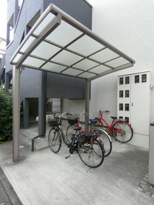 【その他共用部分】 | エルミタージュ新和 | 自転車置き場