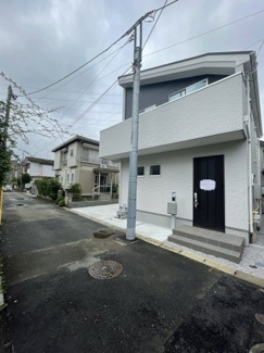 【前面道路含む現地写真】 | 前面道路含む現地写真です