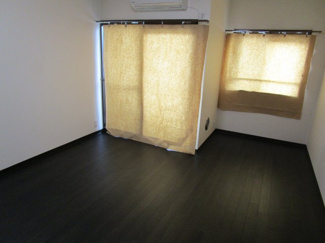 【洋室】 | 市川大野駅前ビル | 洋室８帖