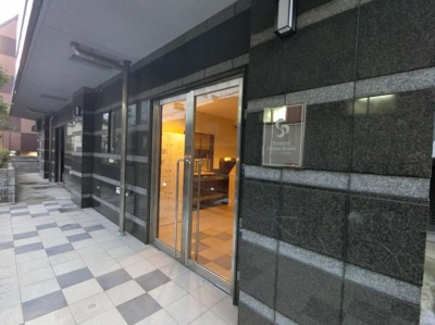 【エントランス】 | 谷町六丁目駅2分の駅近収益物件！