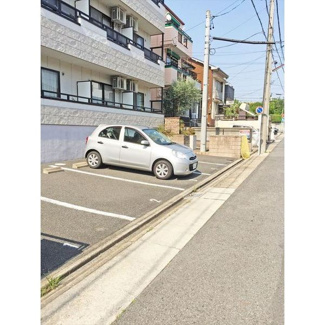 【駐車場】