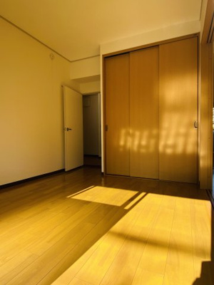 【洋室】 | サンパレス大神