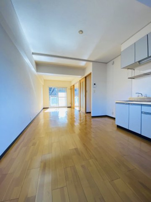 【居間・リビング】 | サンパレス大神