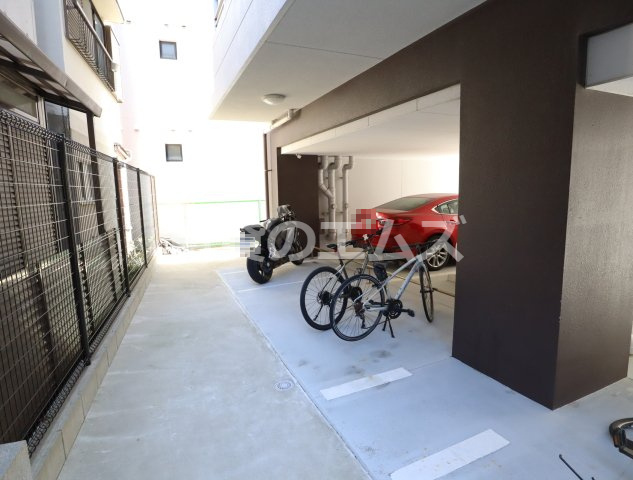 【ロビー】 | ラフレシーサ博多駅南Ⅶ | ラフレシーサ博多駅南Ⅶの駐輪場